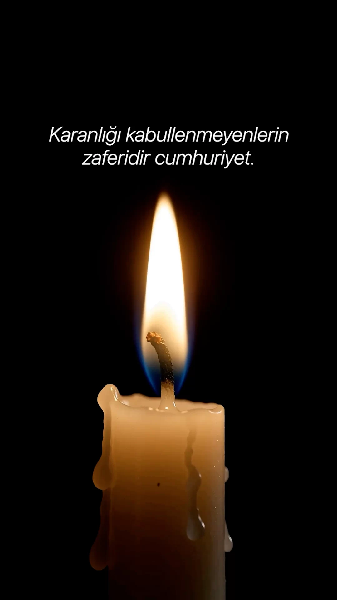 Cumhuriyet, karanlığı kabullenmeyenlerin, umudundan vazgeçmeyenlerin ve aydınlık yarınlara inananların zaferidir. Gazi Mustafa Kemal Atatürk’ün bizlere...